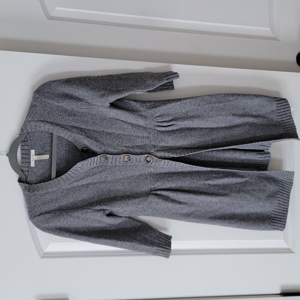 Maternity sweater w buttons